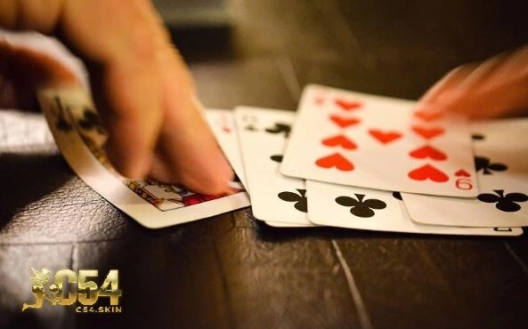 Kinh Nghiệm Chơi Bài Phỏm hay cho người mới bắt đầu